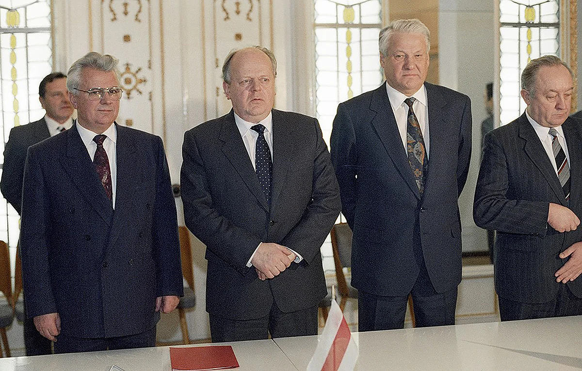 Леонид Кравчук, Станислав Шушкевич, Борис Ельцин, Вячеслав Кебич, 1991 год. Фото: Юрий Иванов (CC-BY-SA 3.0) / wikimedia.org