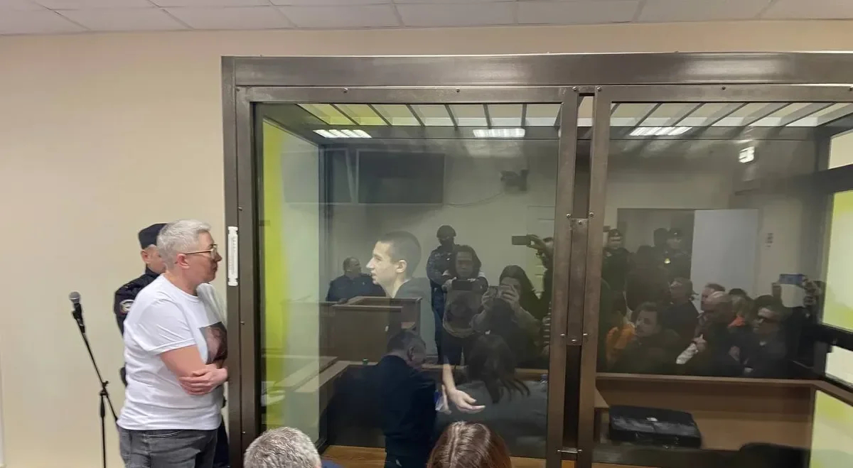 Yegor Balazeykin in court. Photo: Novaya Gazeta Europe