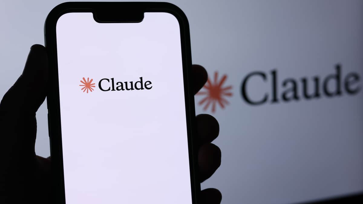 Пользователи Claude из России и Гонконга пожаловались на блокировки аккаунтов после подключения через VPN