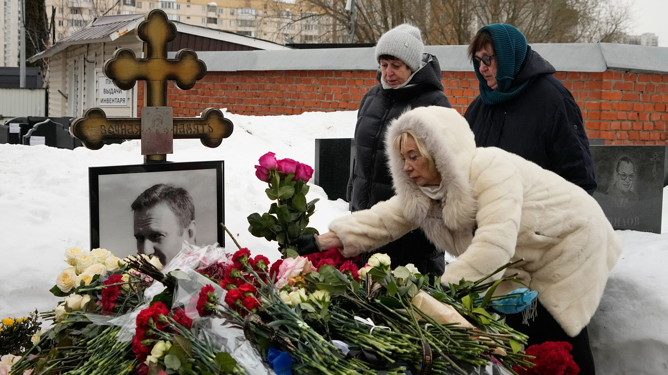 По всему миру проходят акции памяти Алексея Навального