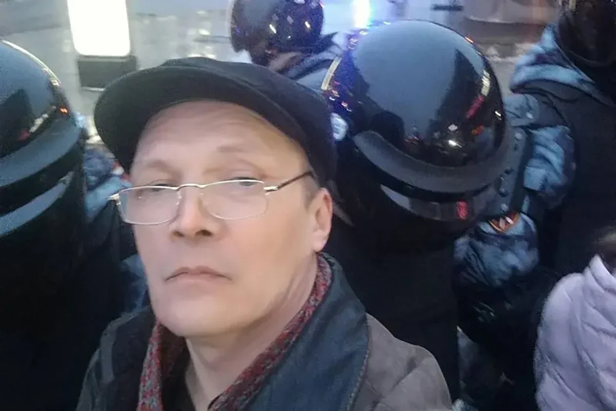 Andrey Veryanov protesting the arrest of Alexey Navalny upon his return to Russia, 2021. Photo: Facebook