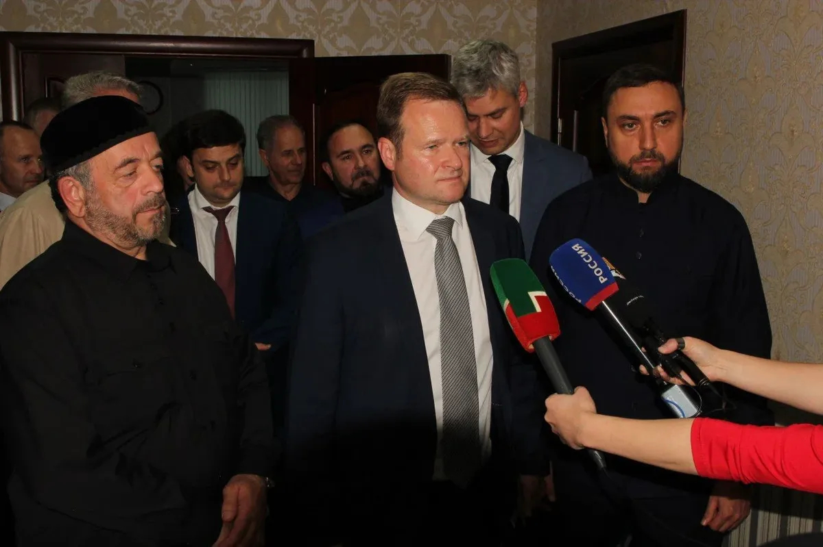 Франк Швабе во время посещения Чечни, 2019 год. Фото: chechnyatoday.com