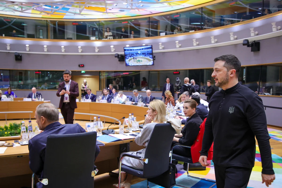 Владимир Зеленский на заседании Евросовета в Брюсселе, 6 марта 2025 года. Фото: Olivier Matthys / EPA