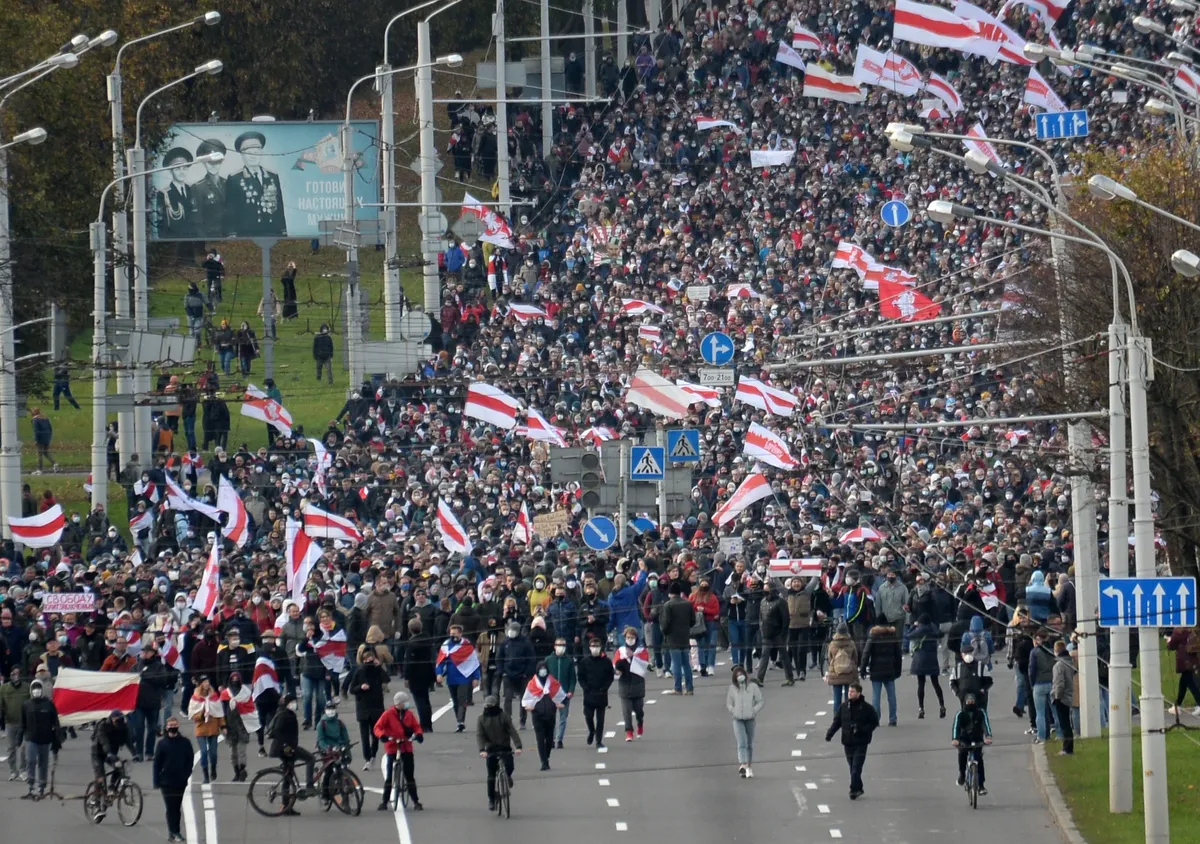 A march in Minsk protesting against the presidential election results, 18 October 2020. Photo: EPA