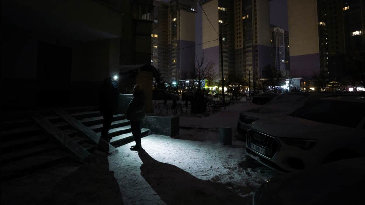 Российская армия планирует лишить крупные украинские города света, воды и тепла этой зимой — NYT