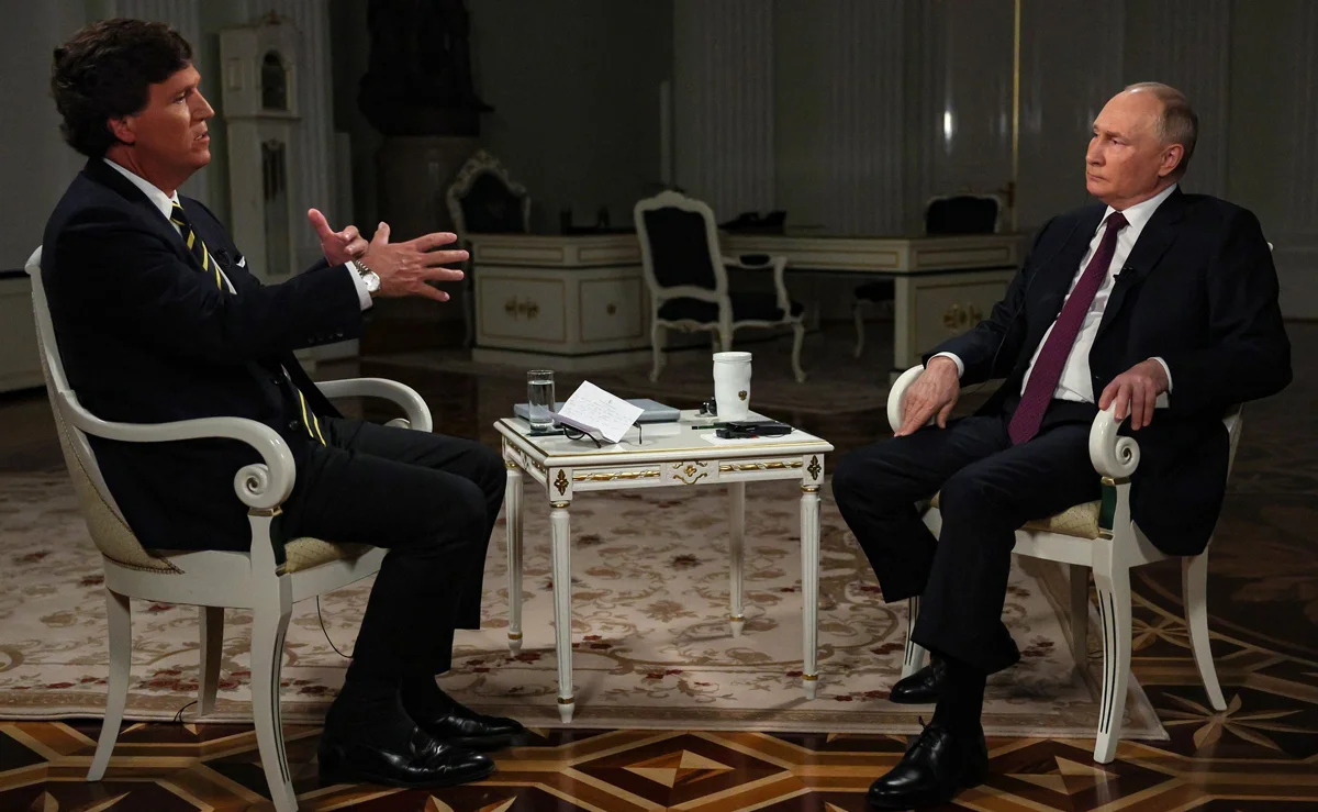 Владимир Путин дает интервью Такеру Карлсону в Москве, 9 февраля 2024 года. Фото: Kremlin