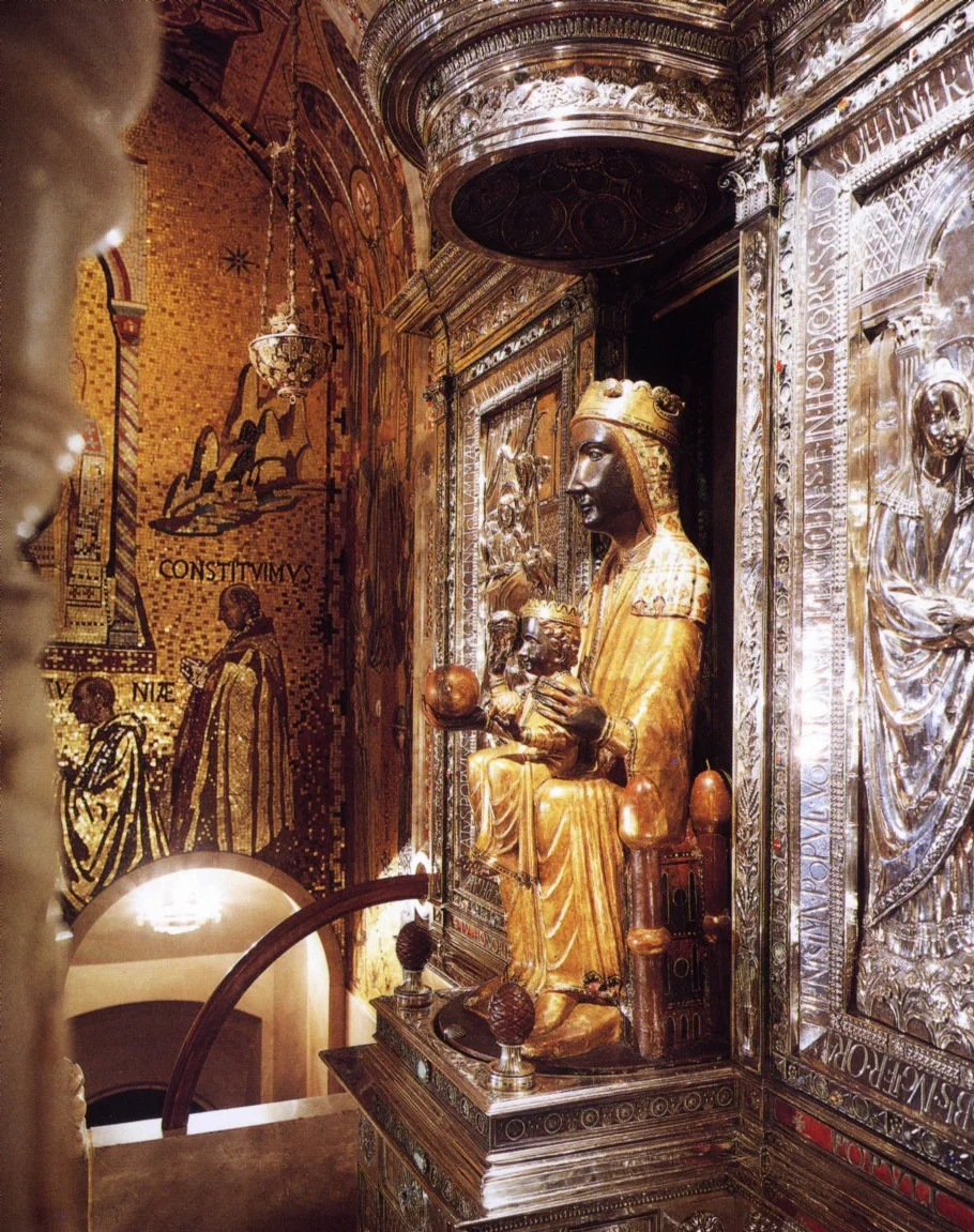 Чёрная Дева Монсерратская. Фото: Wikimedia Commons