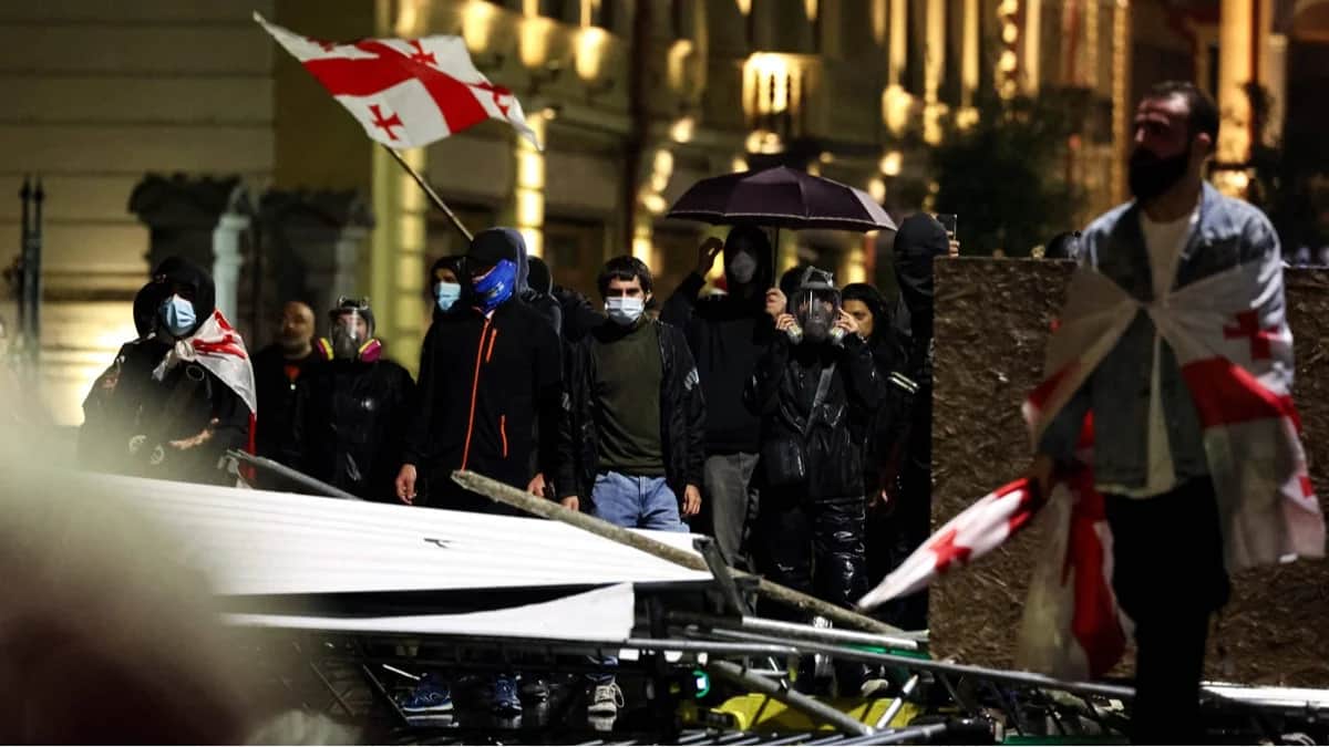 «Протест граждан стал правилом общественного существования»