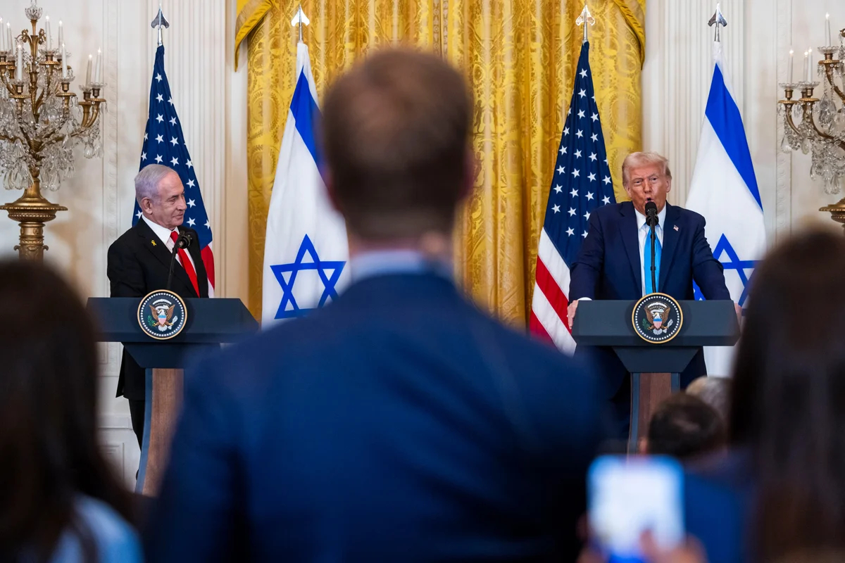 Дональд Трамп и Биньямин Нетаньяху на пресс-конференции в Белом доме, Вашингтон, США, 4 февраля 2025 года. Фото: Jim Lo Scalzo / EPA